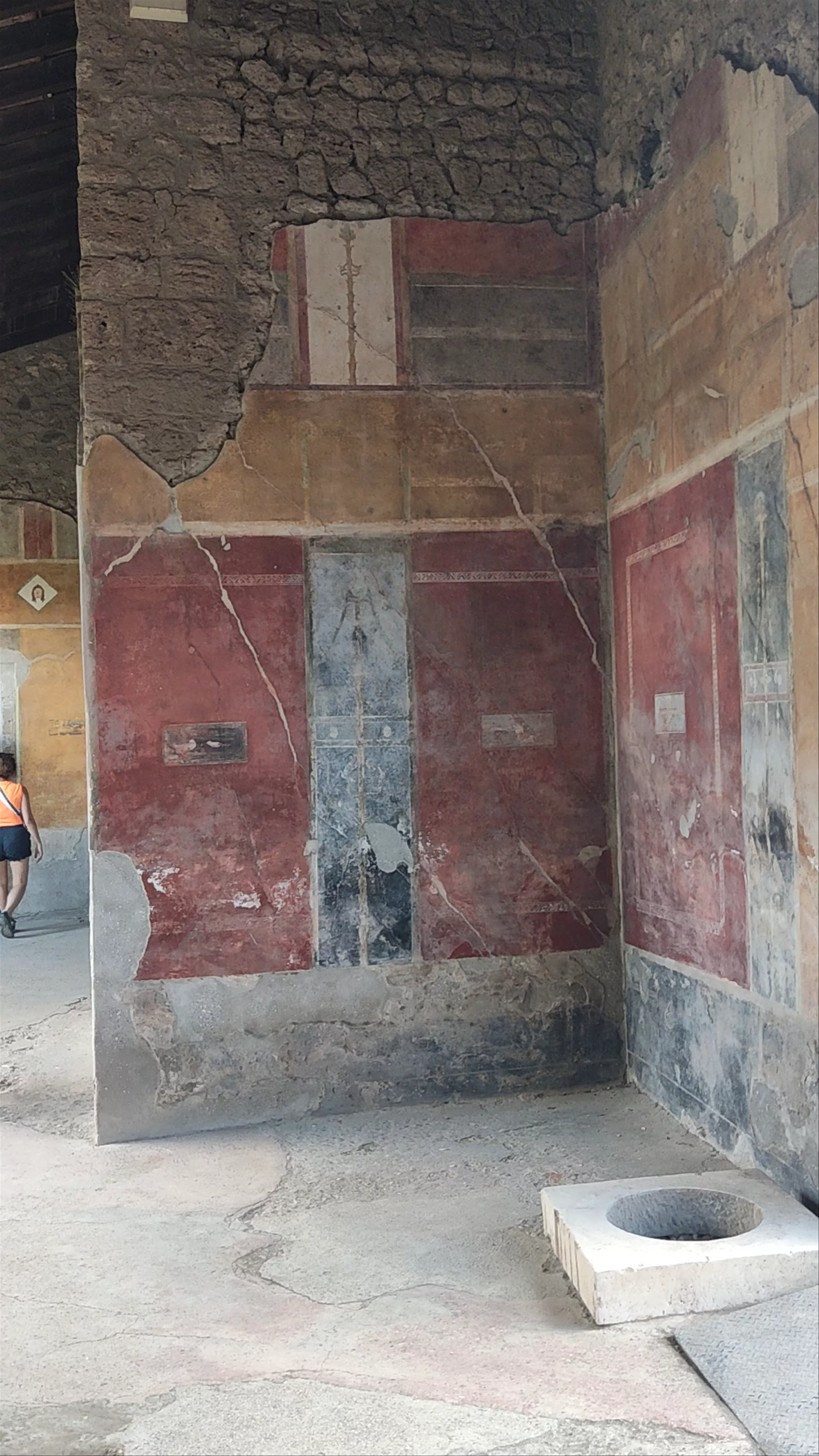 House of the Arches