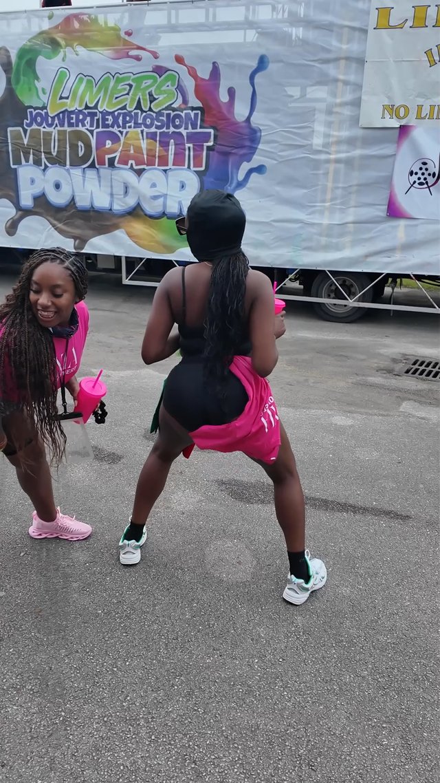 THEY GETTING WARMED UP.......