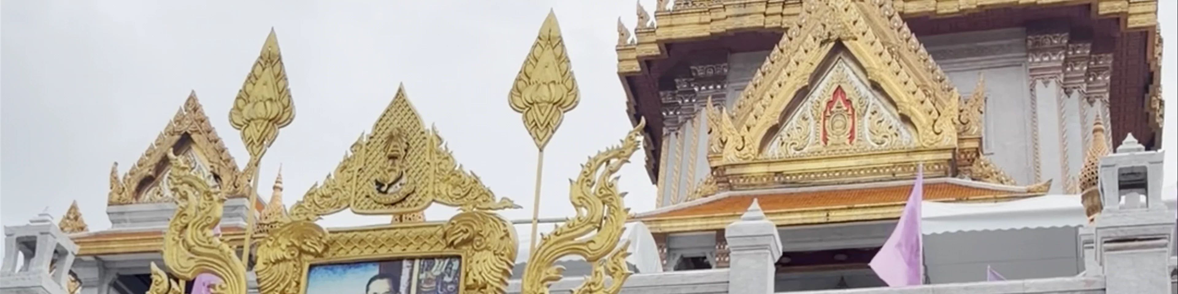 Wat Traimit