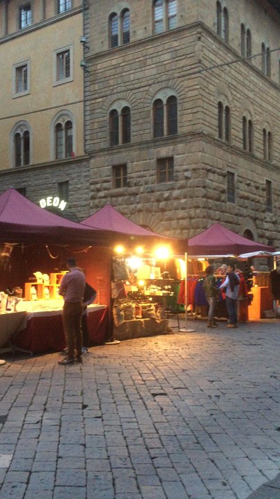 Piazza Strozzi - Artour - il bello in piazza - Landmarks & Historical Buildings Near Me - Florence, FI