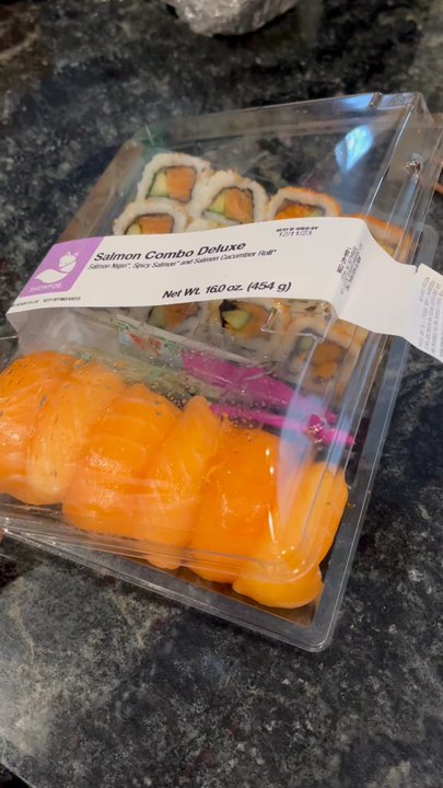 Costco - Trying Costco sushi for the first time!! - Wholesale Stores Near Me - Chicago, Illinois