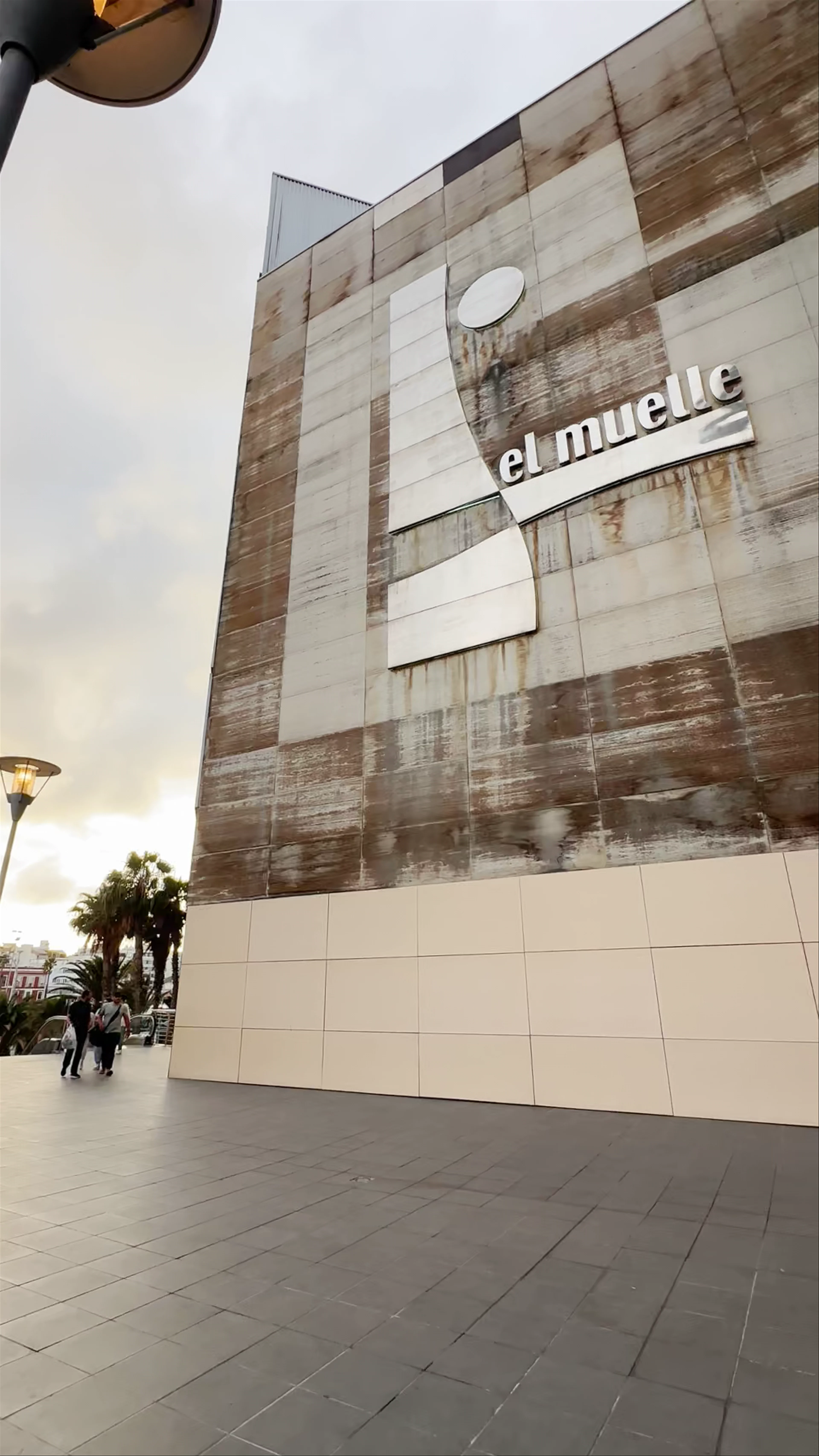 Centro Comercial El Muelle