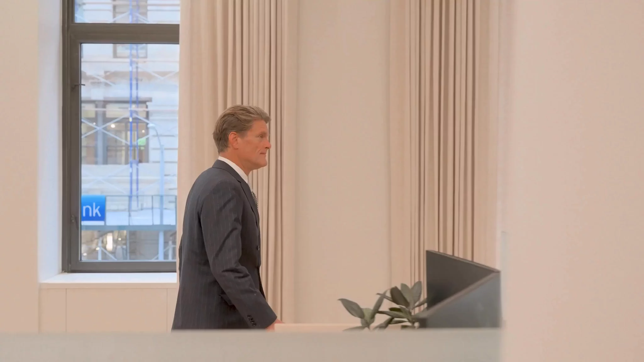 Rudolph \, image size:2048x1152