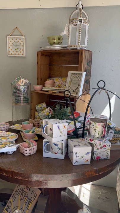 Packer Orchards & Bakery - Bakeries Near Me - Hood River, Oregon