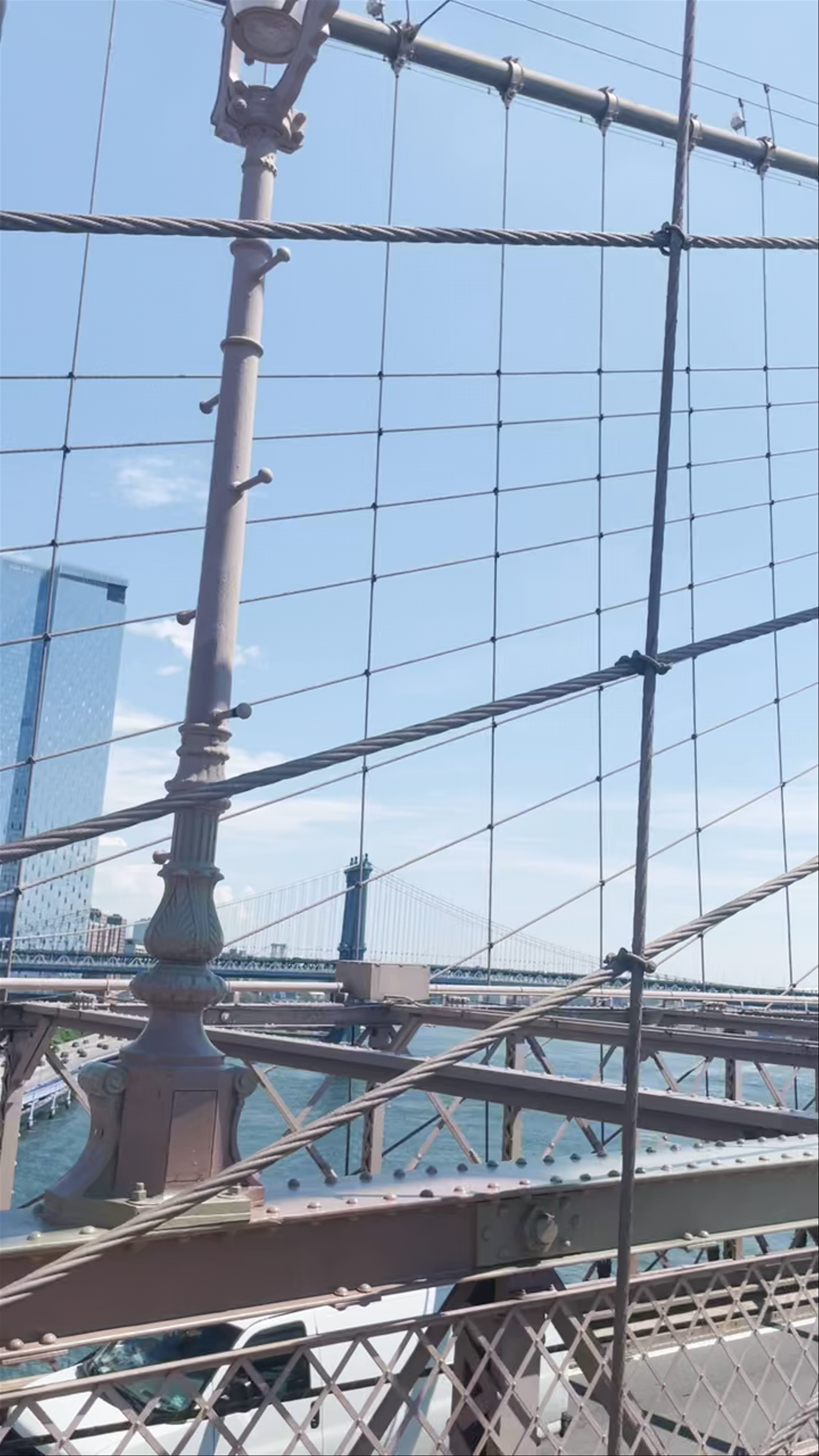 Brooklyn Bridge: Iconic Stroll Over New York's Landmark