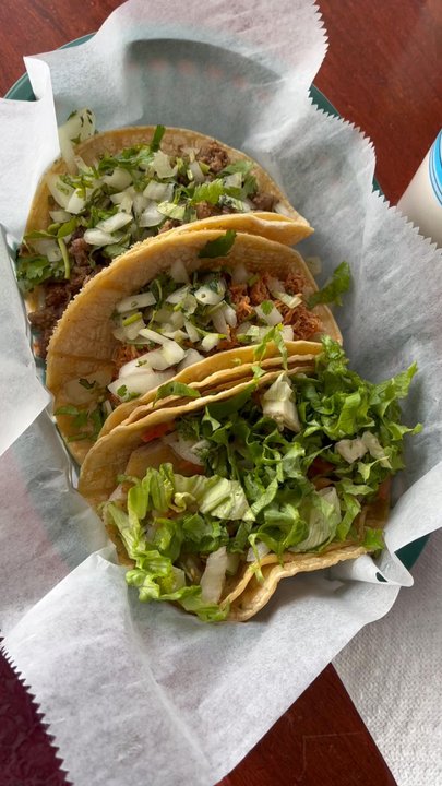La Taquiza - Assorted tacos and a carne asada bowl - Mexican Near Me - Northbrook, Illinois