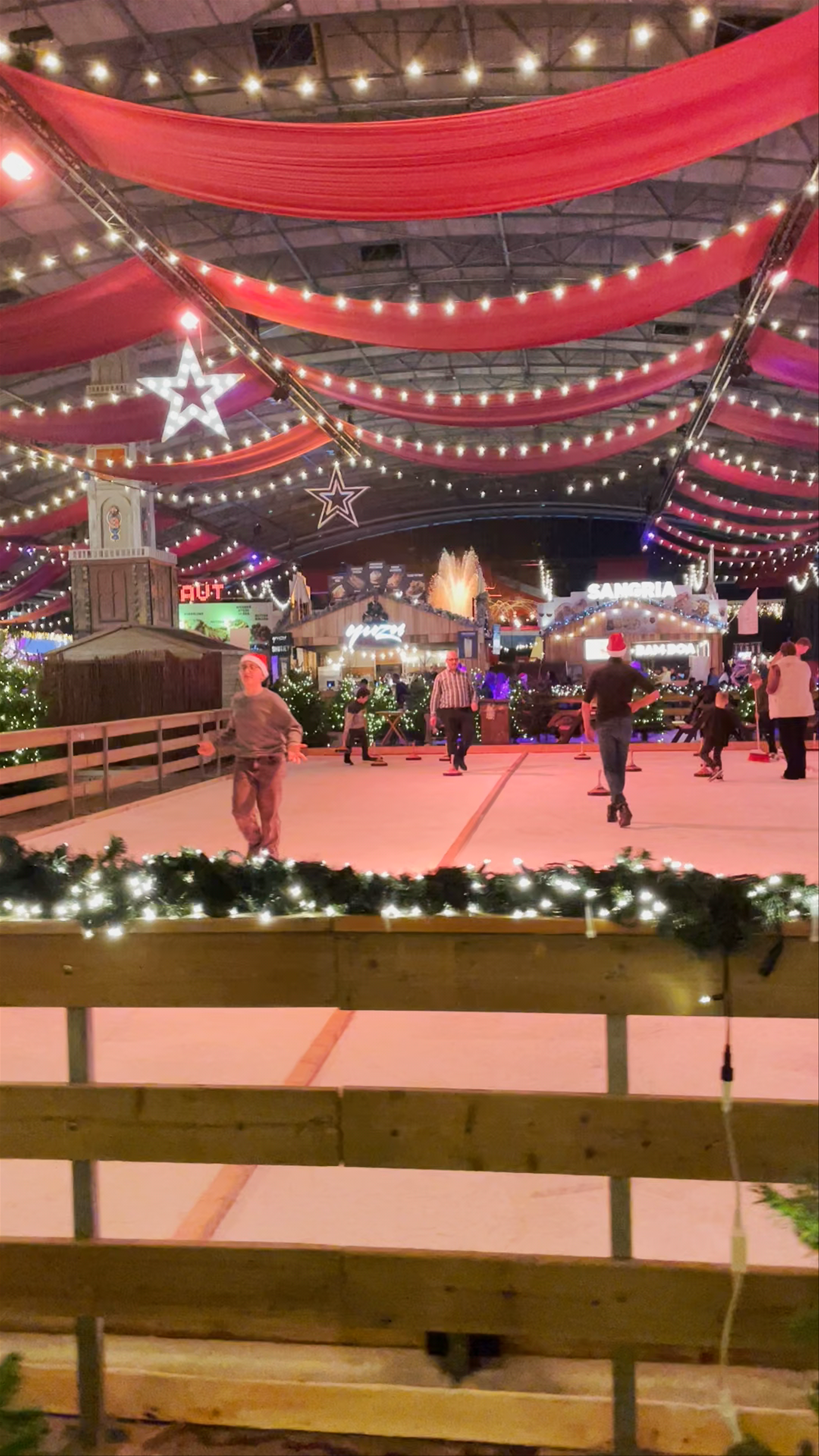 Festive Ice Skating and Holiday Cheer at Amsterdam RAI