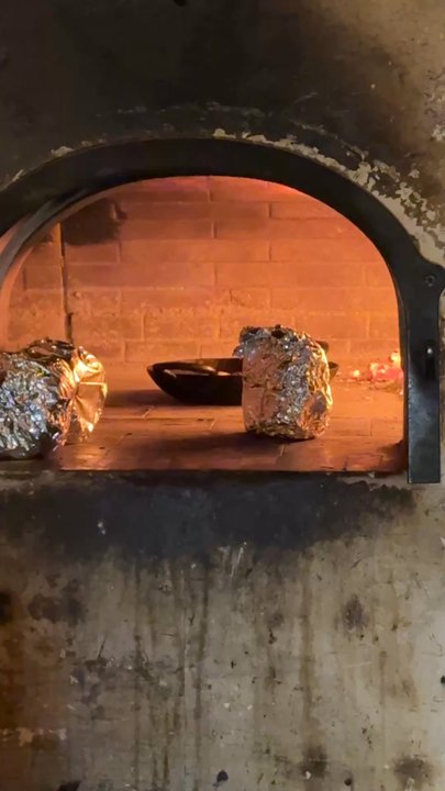 Betsy - Steakhouses Near Me - Altadena, California
