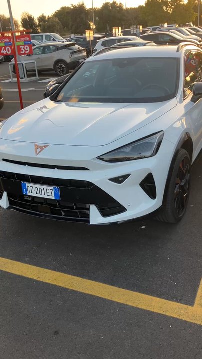 Autovia - Car Rental Near Me - Bari, BA