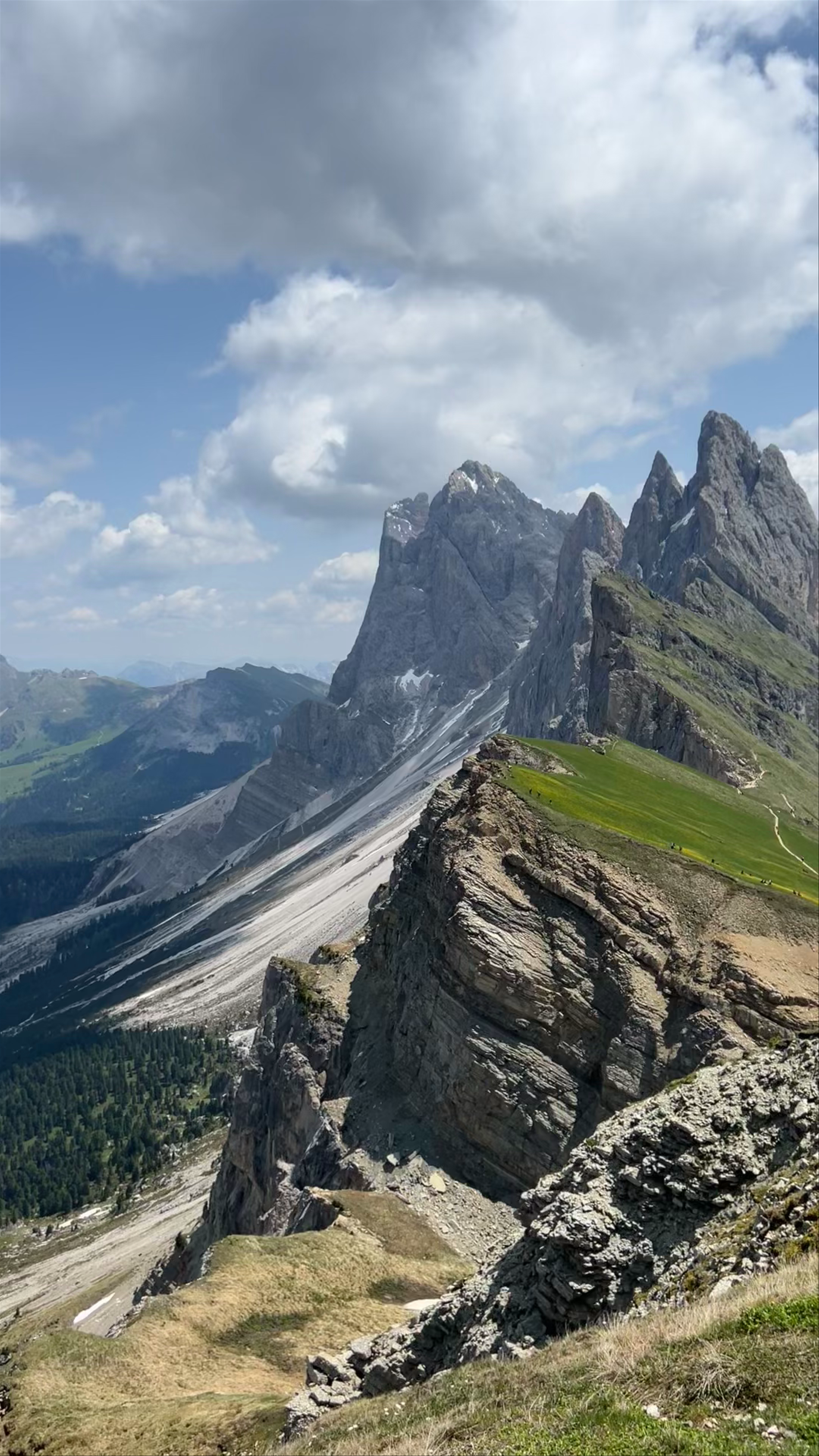 Seceda Peaks: Majestic Alpine Views in South Tyrol, Italy