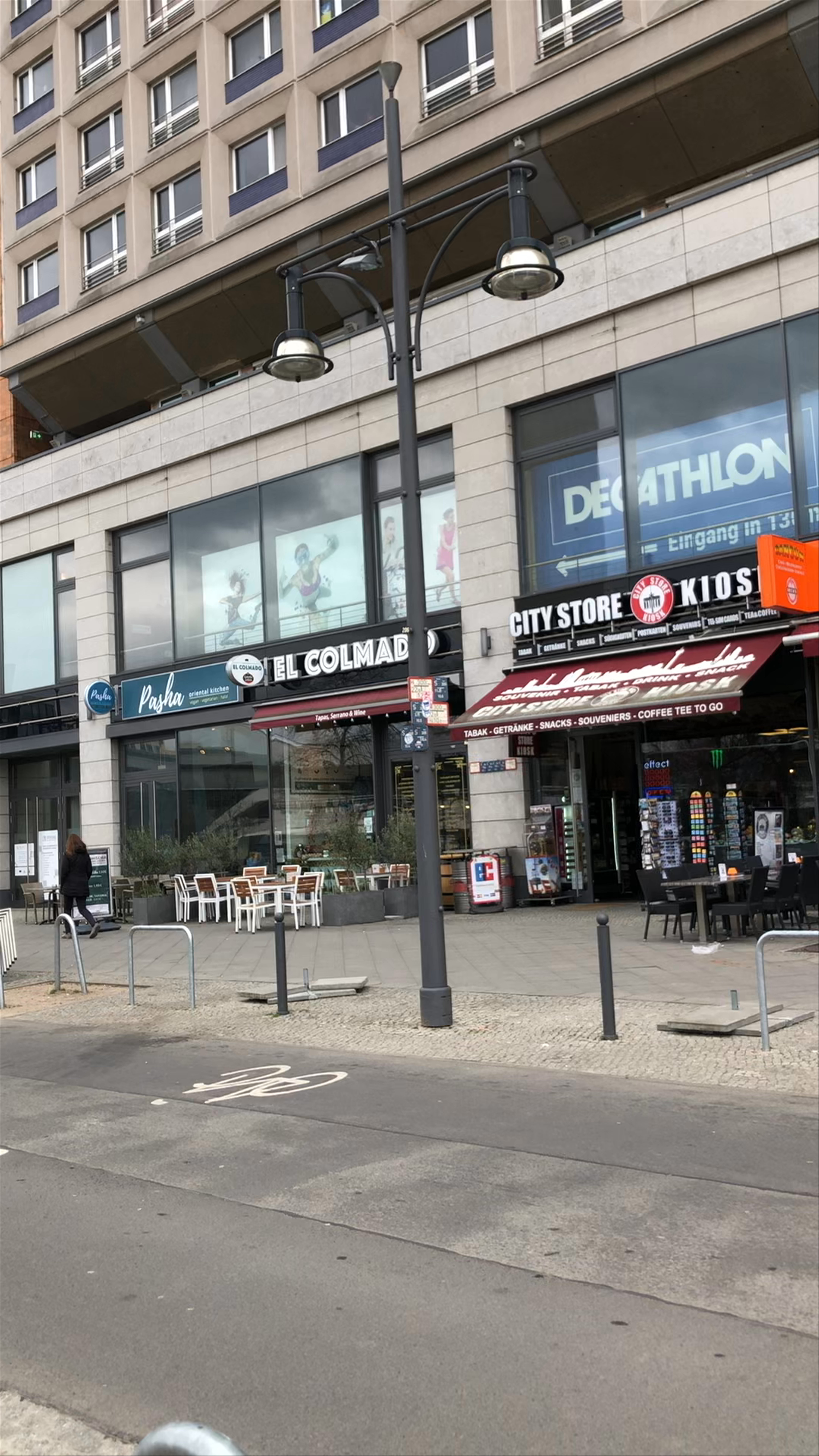 RathausPassagen: Urban Shopping and Dining in the Heart of Berlin