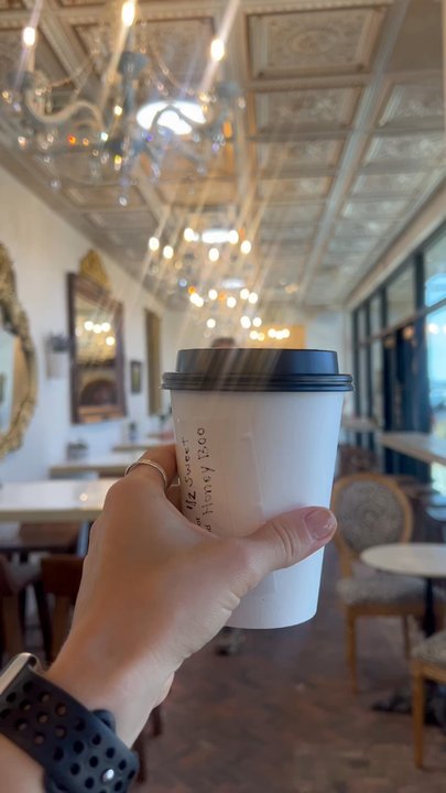 FeelLove Coffee - Looks delicious  Coffee - literally the best coffee I've had in the US (been in America for 1,5y.) Love it!Nice people & interior - Coffee & Tea Near Me - St. George, Utah