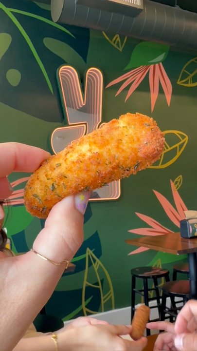 Dos Croquetas - Bakeries Near Me - Miami, Florida