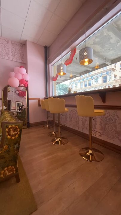 Bae Brunch Club - Window seating area - Breakfast & Brunch Near Me - Laredo, Texas