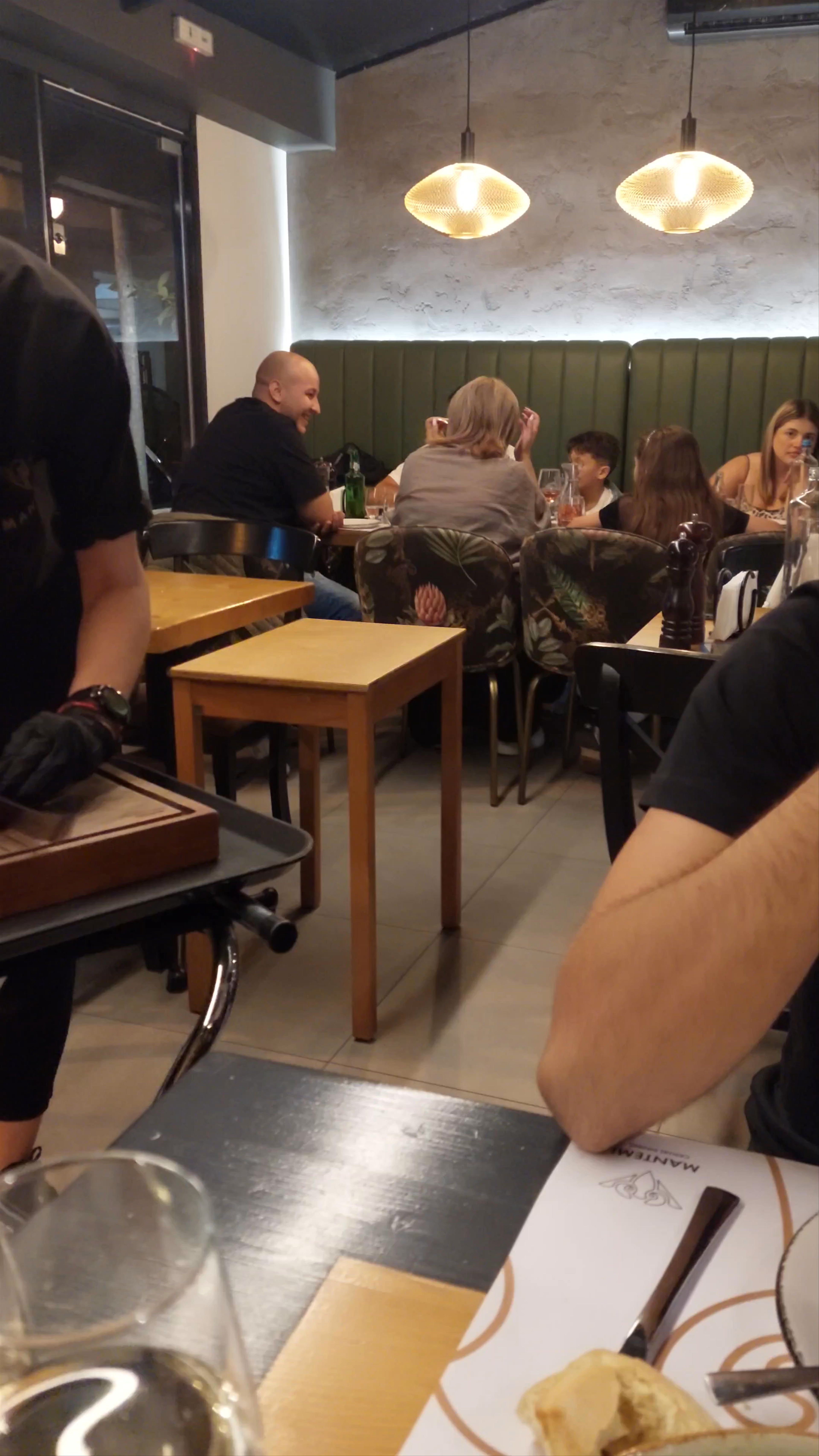 ΜΑΝΤΕΜΙ | Casual Dining
