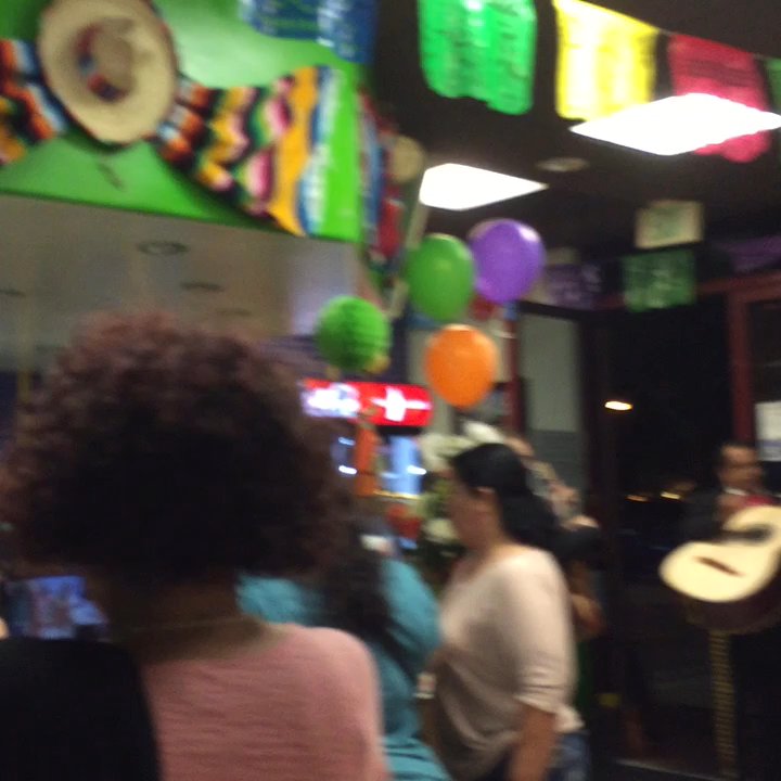 Ana's Kitchen - Live Mariachi - Mexican Near Me - Glendale, California