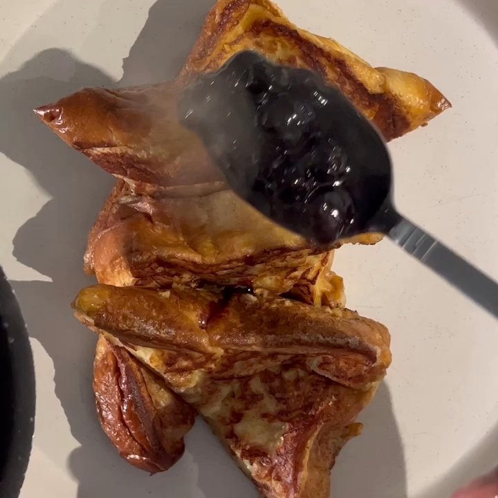 Personal Chef Calvin - BLUE BERRY FRENCH TOAST - Personal Chefs Near Me