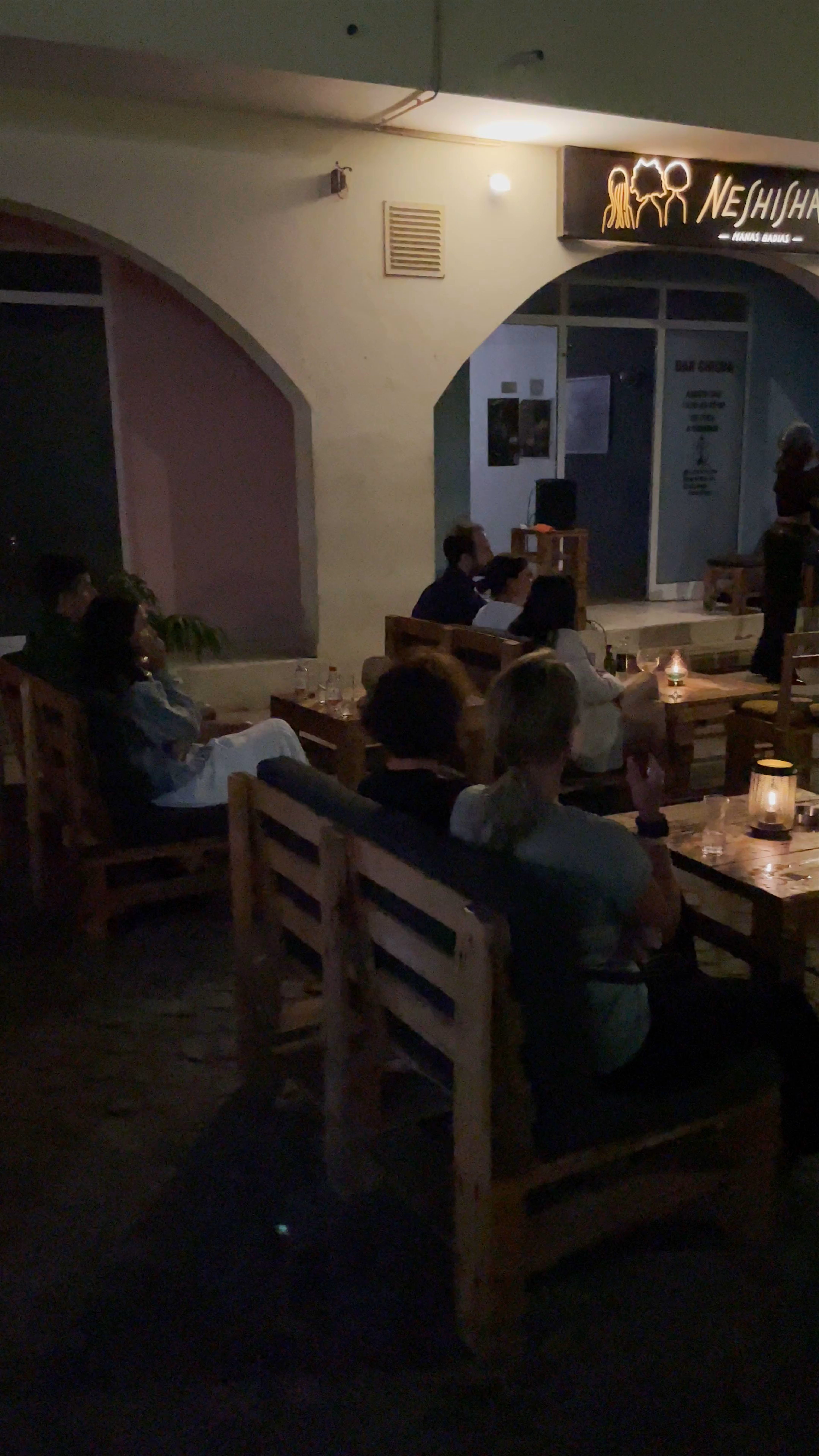 Neshisha - Manas Badias