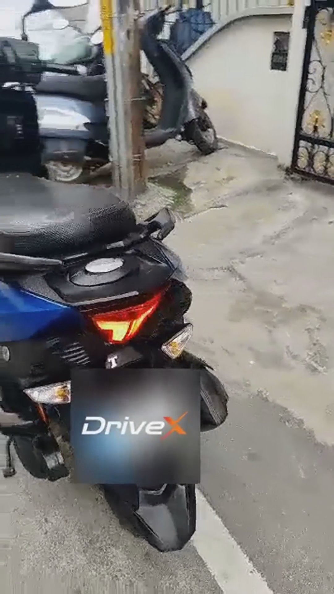 Walk-around video thumbnail