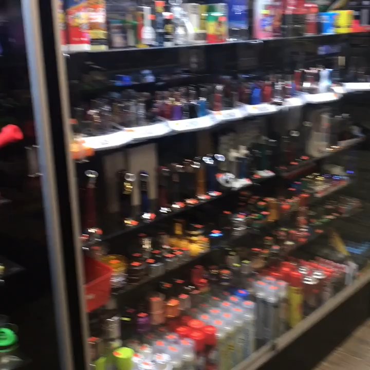 Leaf Smoke Shop - Leaf Smoke Shop - Vape Shops Near Me - Van Nuys, California