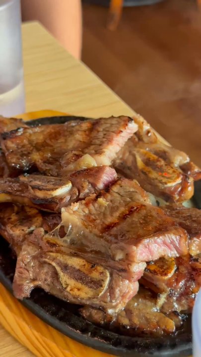 Kyung's Seafood - Kalbi - Seafood Near Me - Honolulu, Hawaii