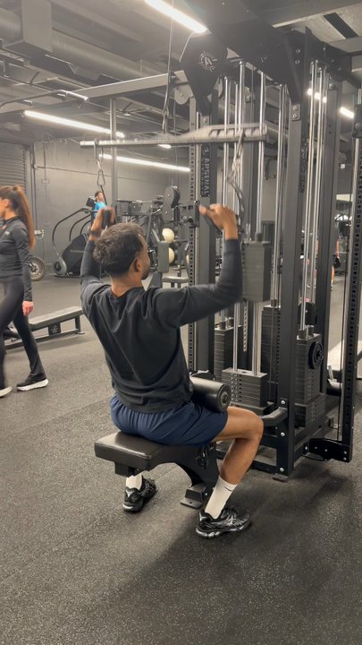 ADF Training - Lat pull - Gyms Near Me - Costa Mesa, California