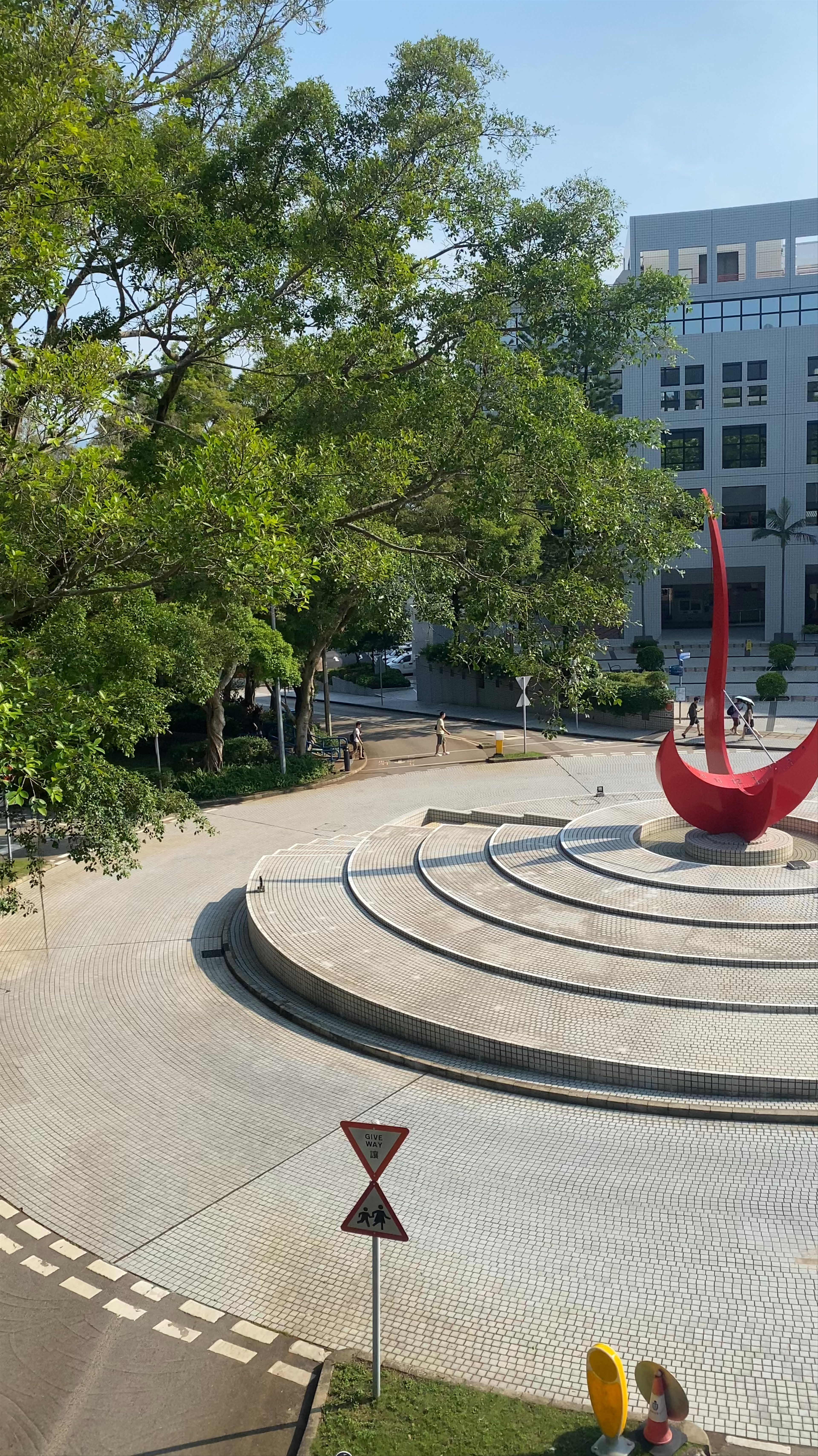 Exploring the Heart of HKUST: Campus Serenity and Modern Vibes
