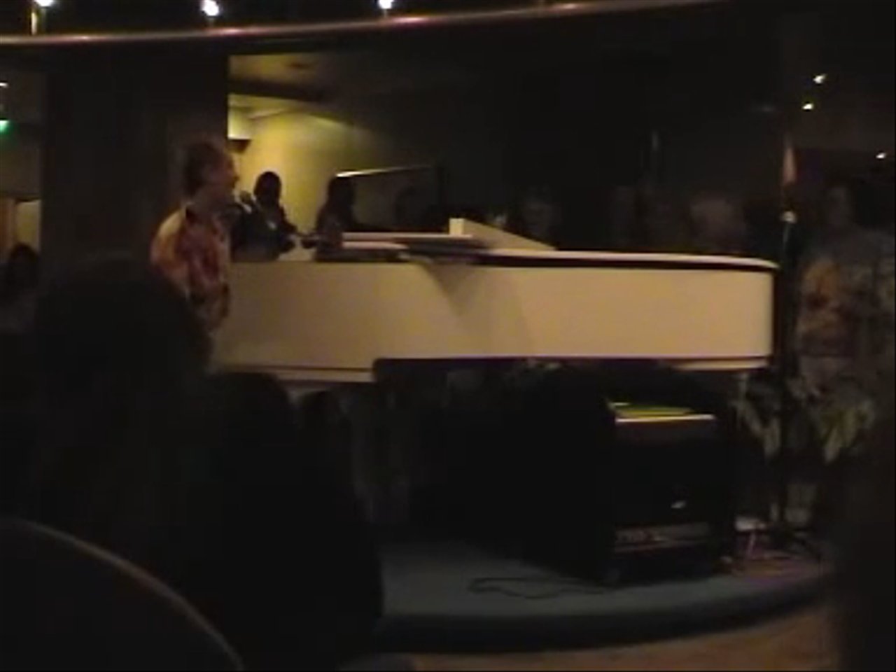 Danny Arthur - Piano Man - video
