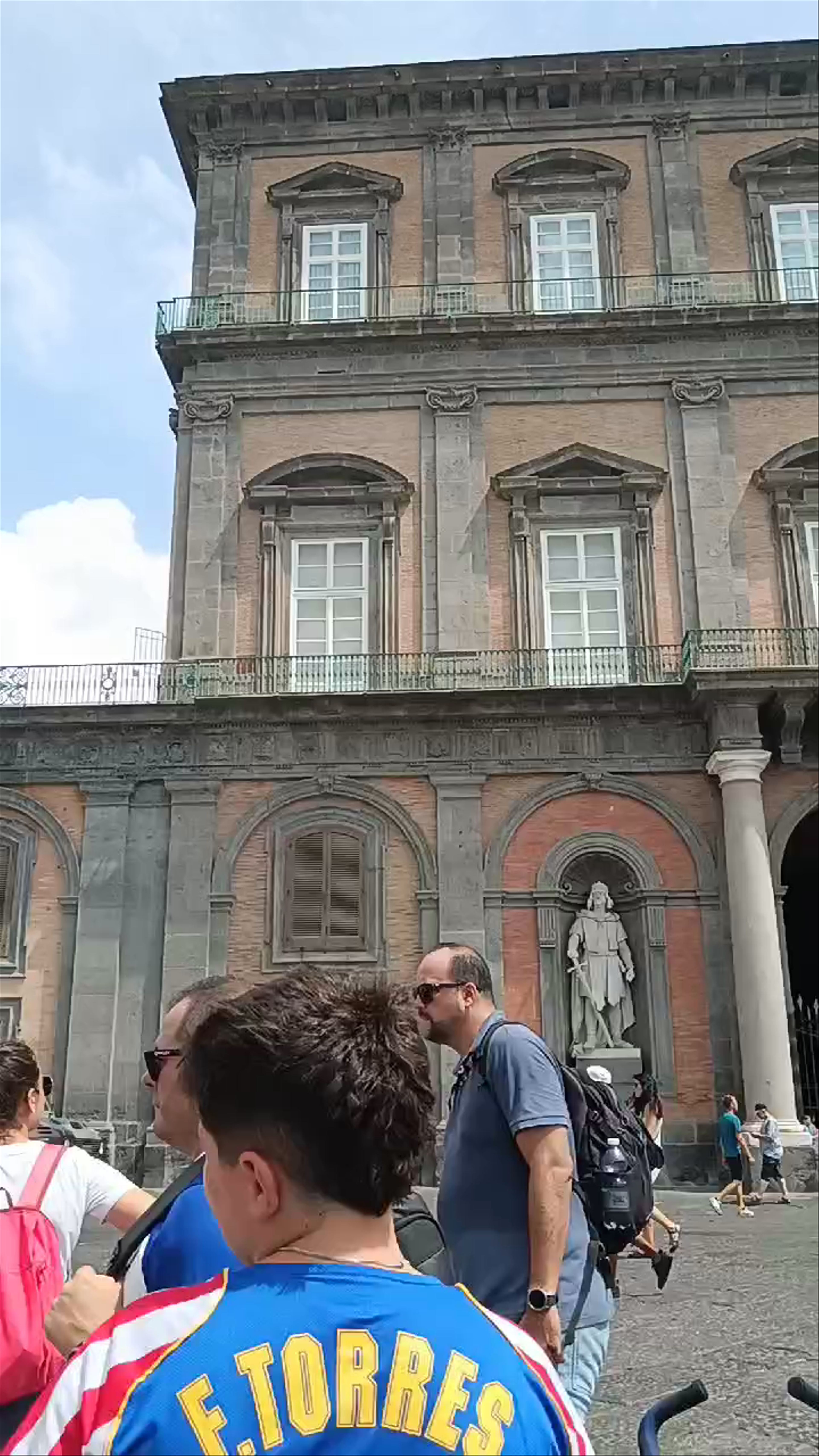 Palacio Real de Nápoles: Grand History and Vibrant Street Life in Naples