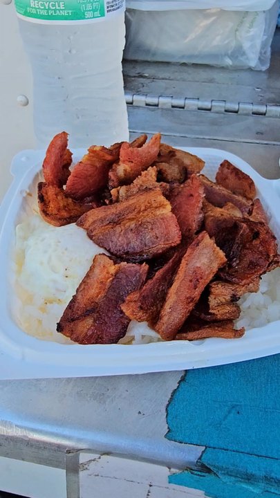 Lee's Breakfast - Look at the Mini plate with bacon... thank you for cutting up the bacon so I don't need a knife! - Food Trucks Near Me - Waipahu, Hawaii