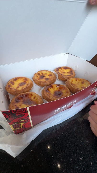 Jim's Bakery - Inside the box - Bakeries Near Me - Monterey Park, California