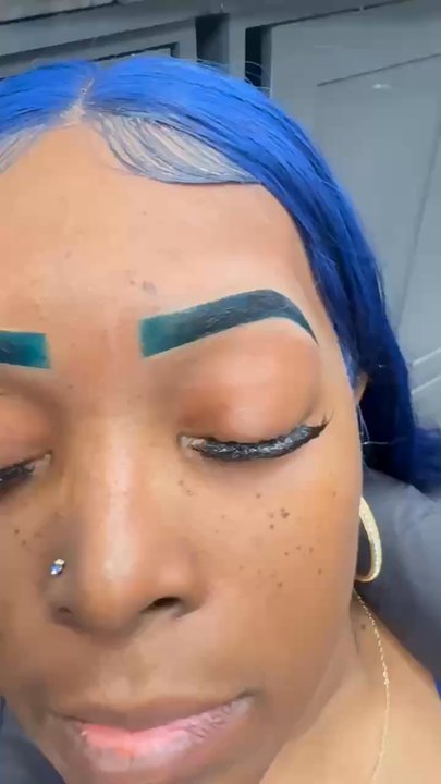 Magic Nails Spa - We specialize in eyebrow tint and lashes ! Many colors to choose from , if you bold enough try our blue . Brows by Mia in the back room. - Nail Salons Near Me - Chicago, Illinois