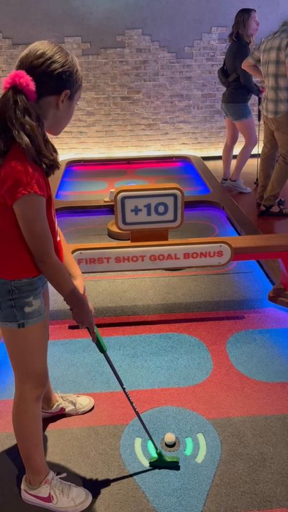 Puttshack - Scottsdale - Mini Golf Near Me - Scottsdale, Arizona