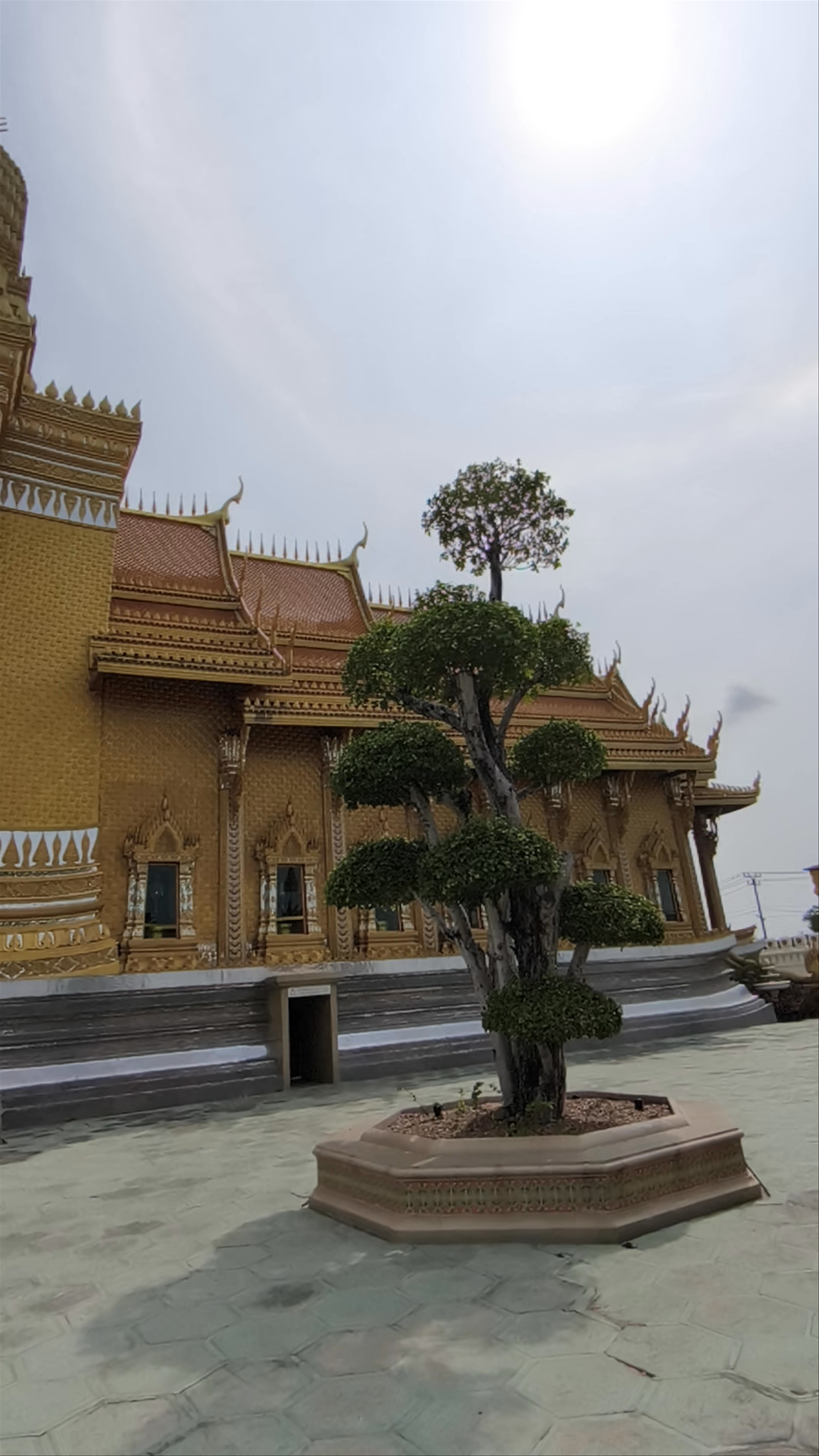ᐅ The Stupa of Phra Maha That
