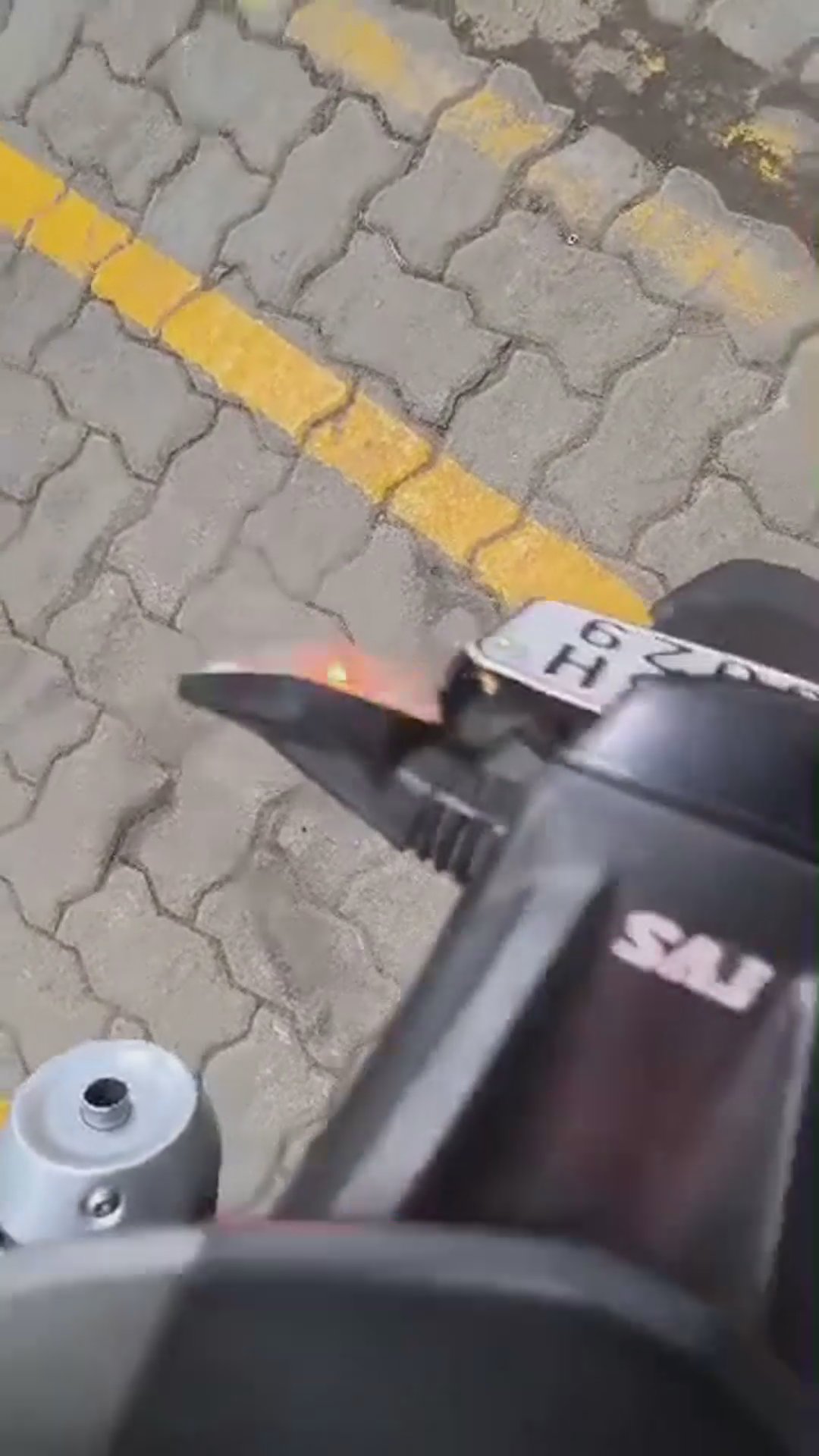 Walk-around video thumbnail