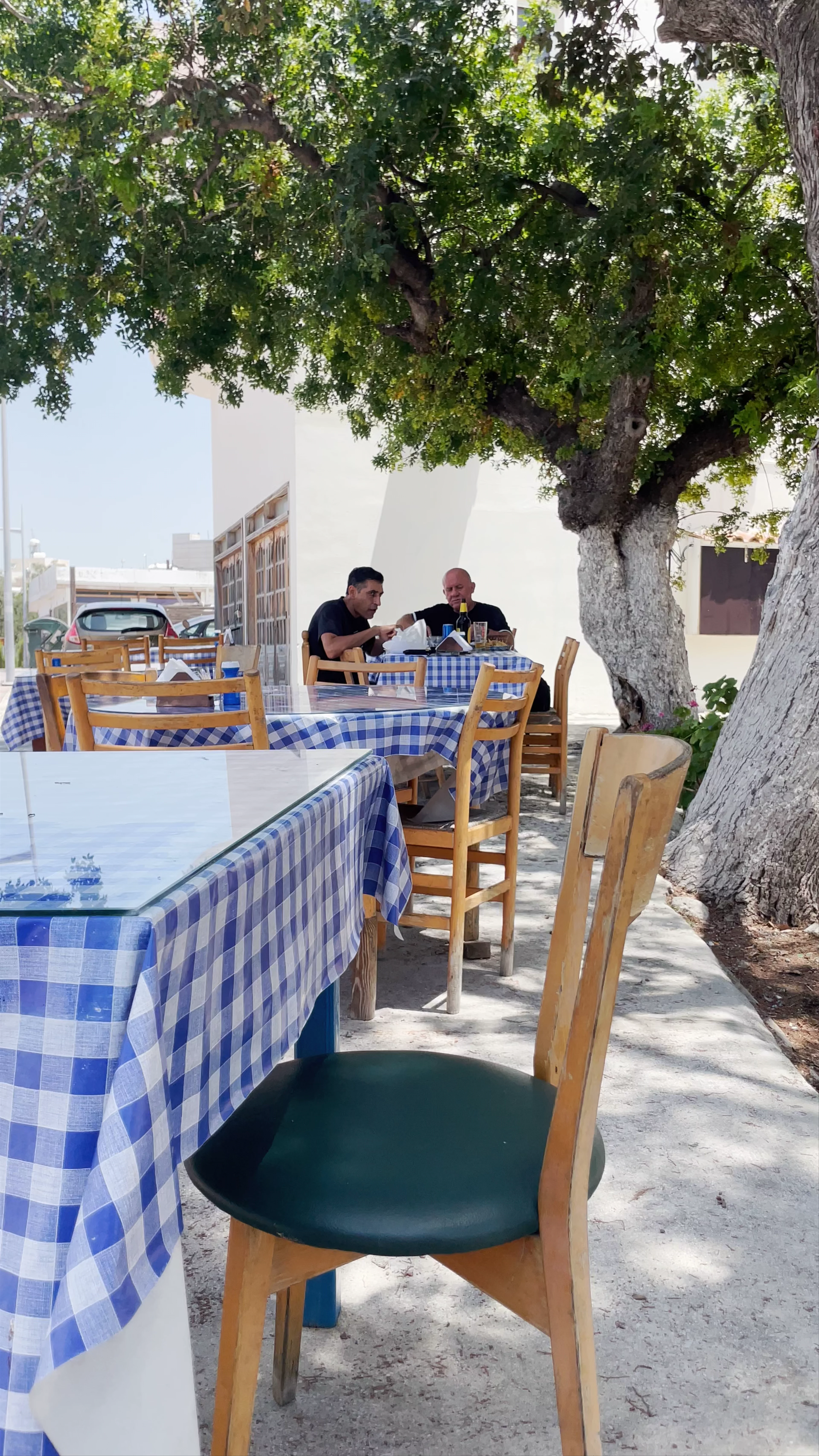 Minas Tavern, Pafias Afroditis