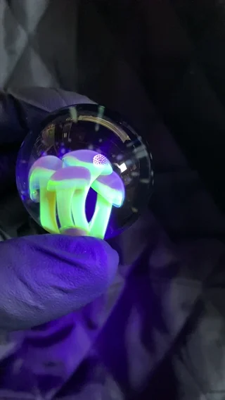 Preview pic of Uranium Space Mushroom marble