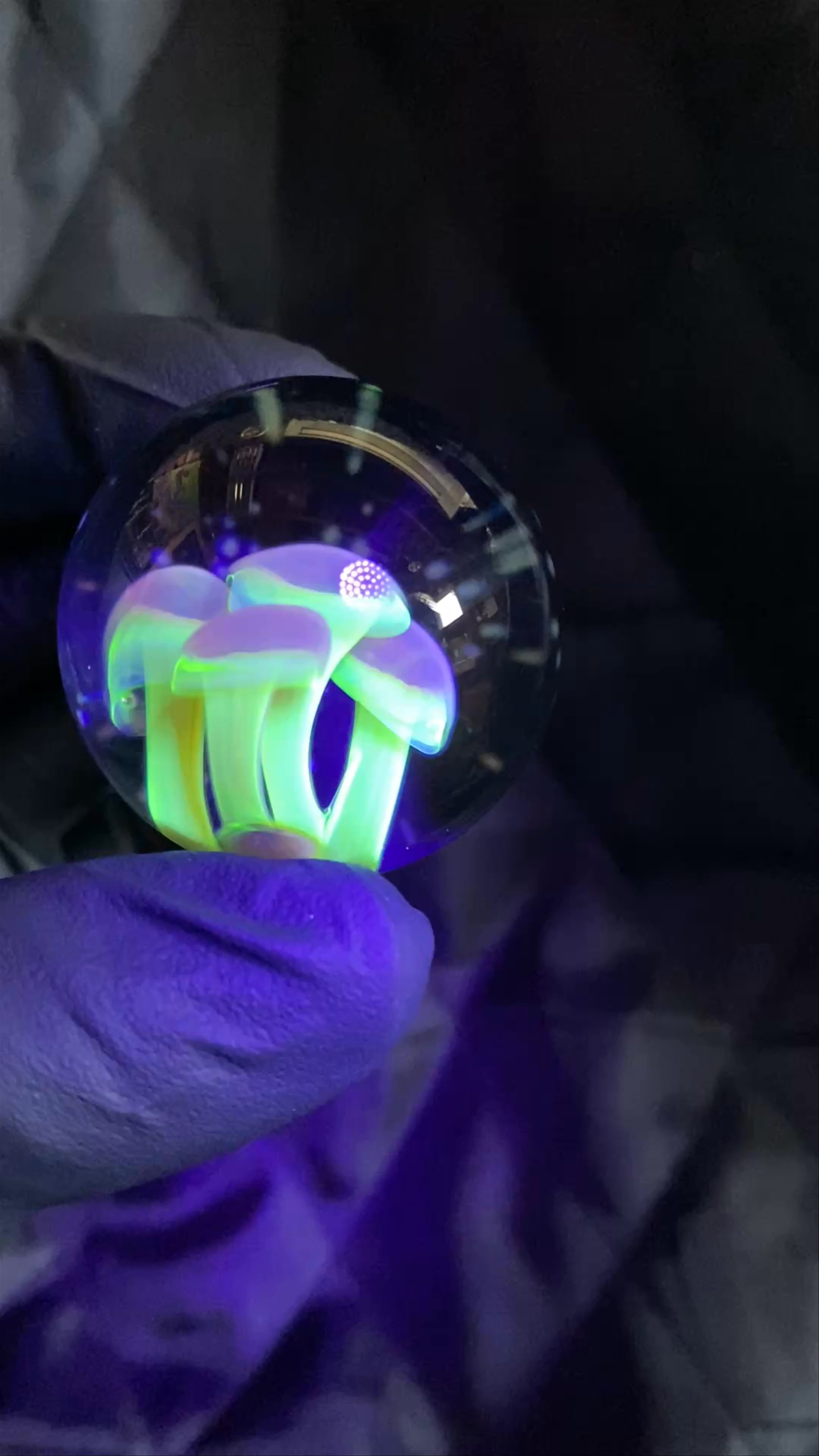 Preview pic of Uranium Space Mushroom marble