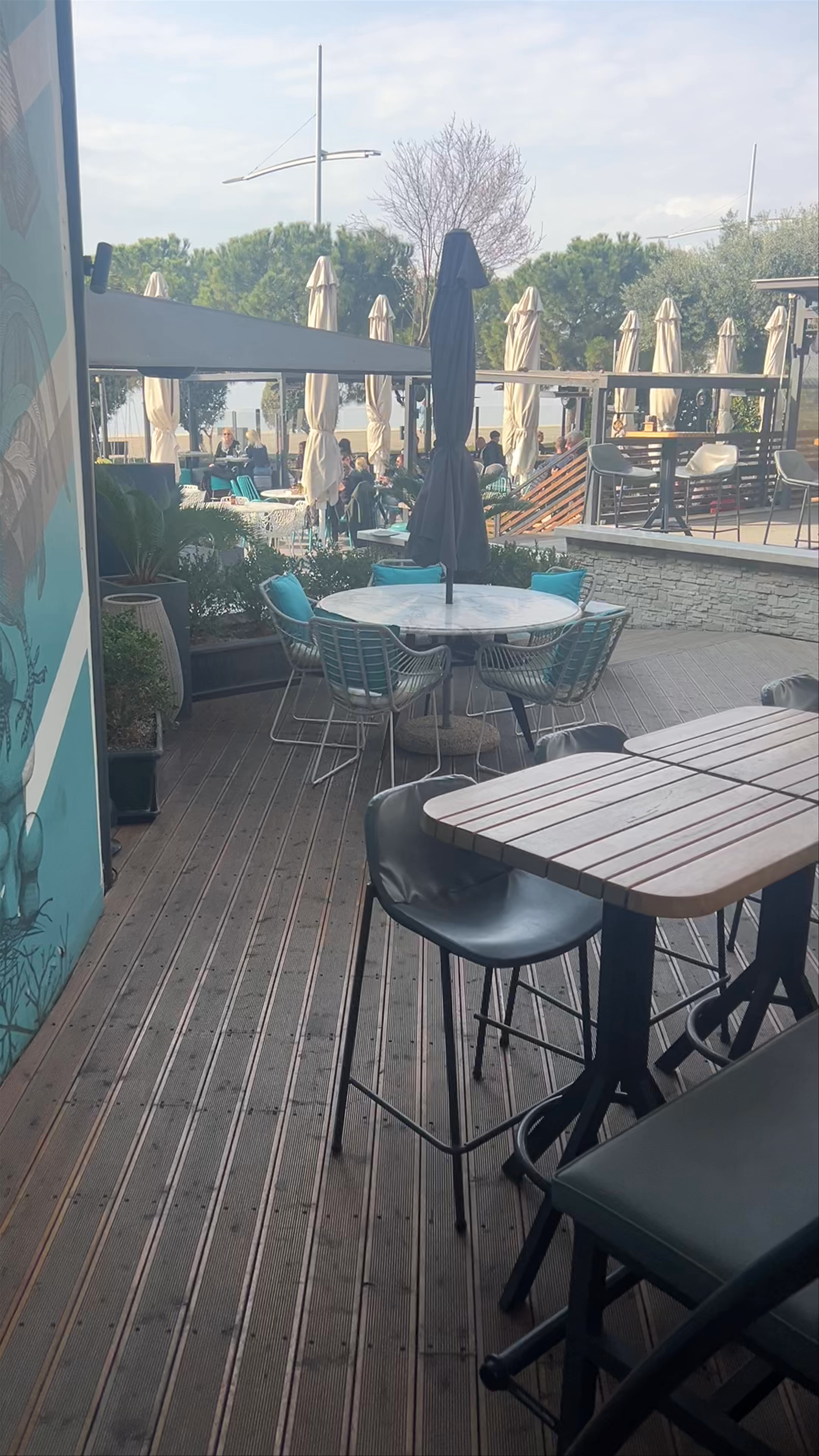 Sunlit Alfresco Dining at Navona Restaurant Bar in Thessaloniki, Greece