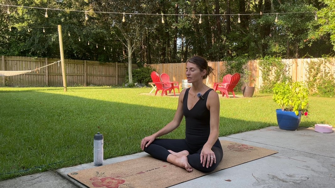 10 min. mini meditation | golden light
