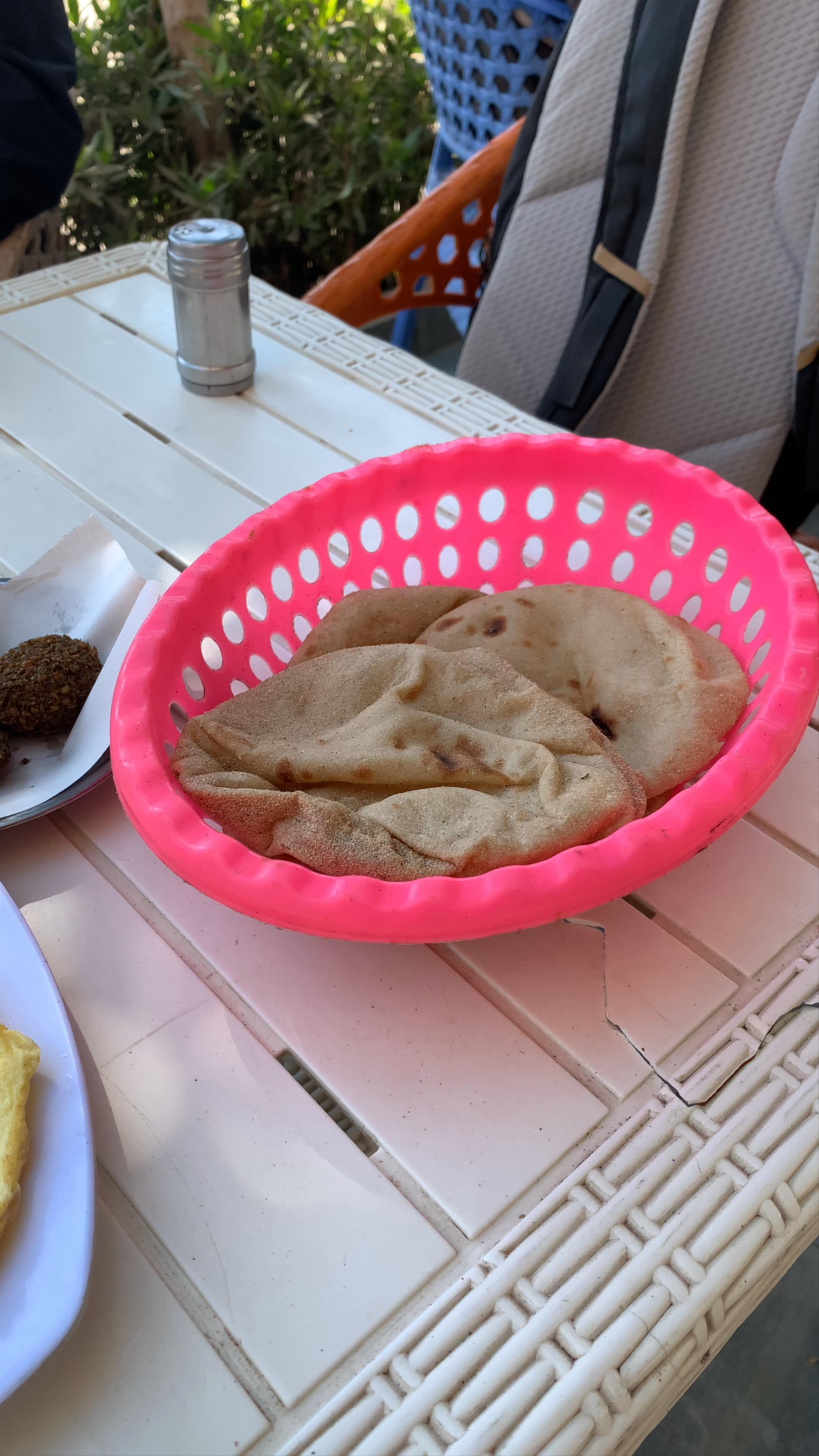 El Hussein Restaurant