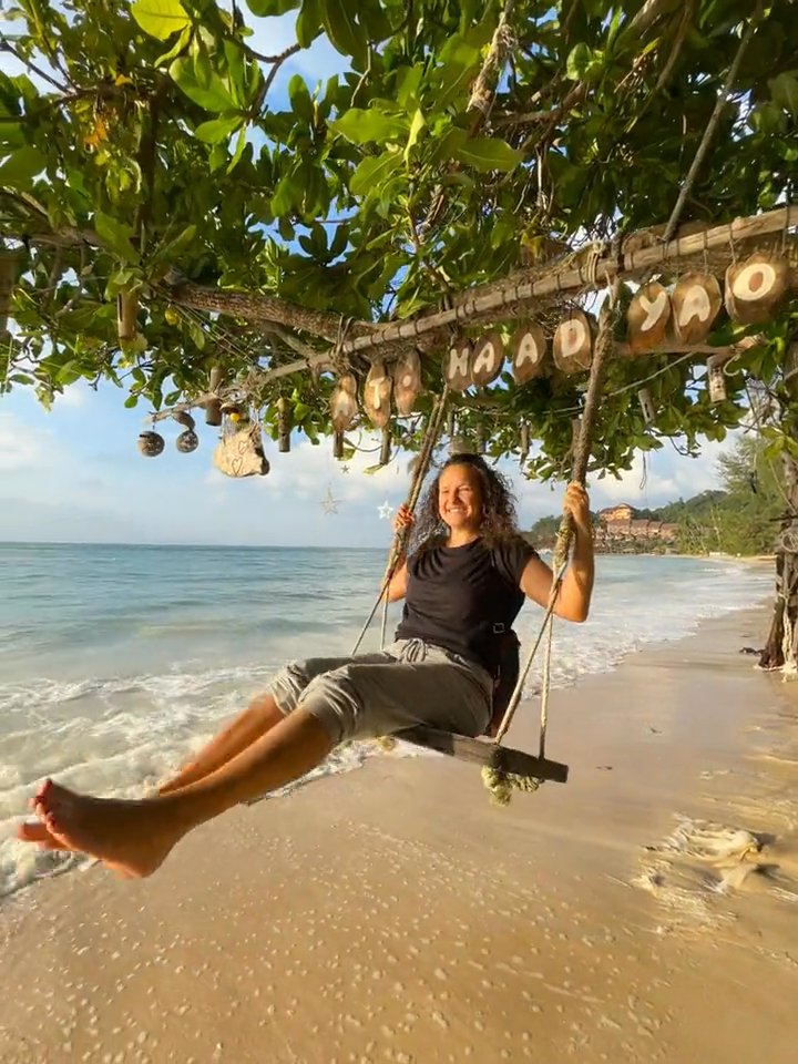 dream escape
📍 Phuket Thailand
🎥 Peggy Anke · Pexels
#travel #beach #island #paradise #wanderlust
