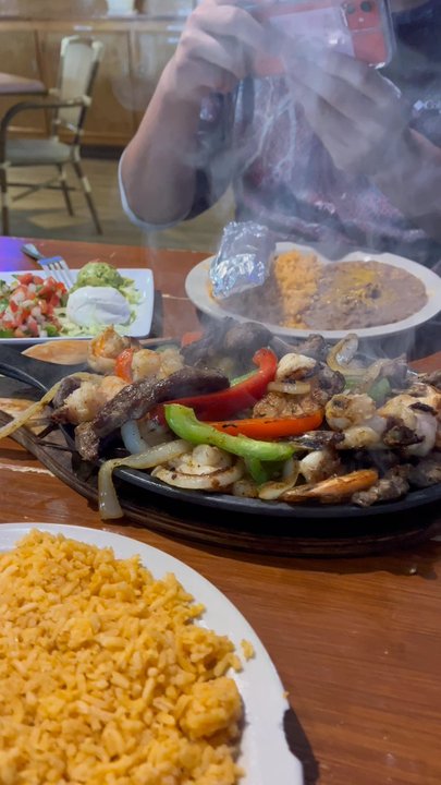 Jose's Cantina - Authentic Mexican food! Everything is made from scratch! Order the fajitas!!! - Mexican Near Me - Crystal Beach, Texas