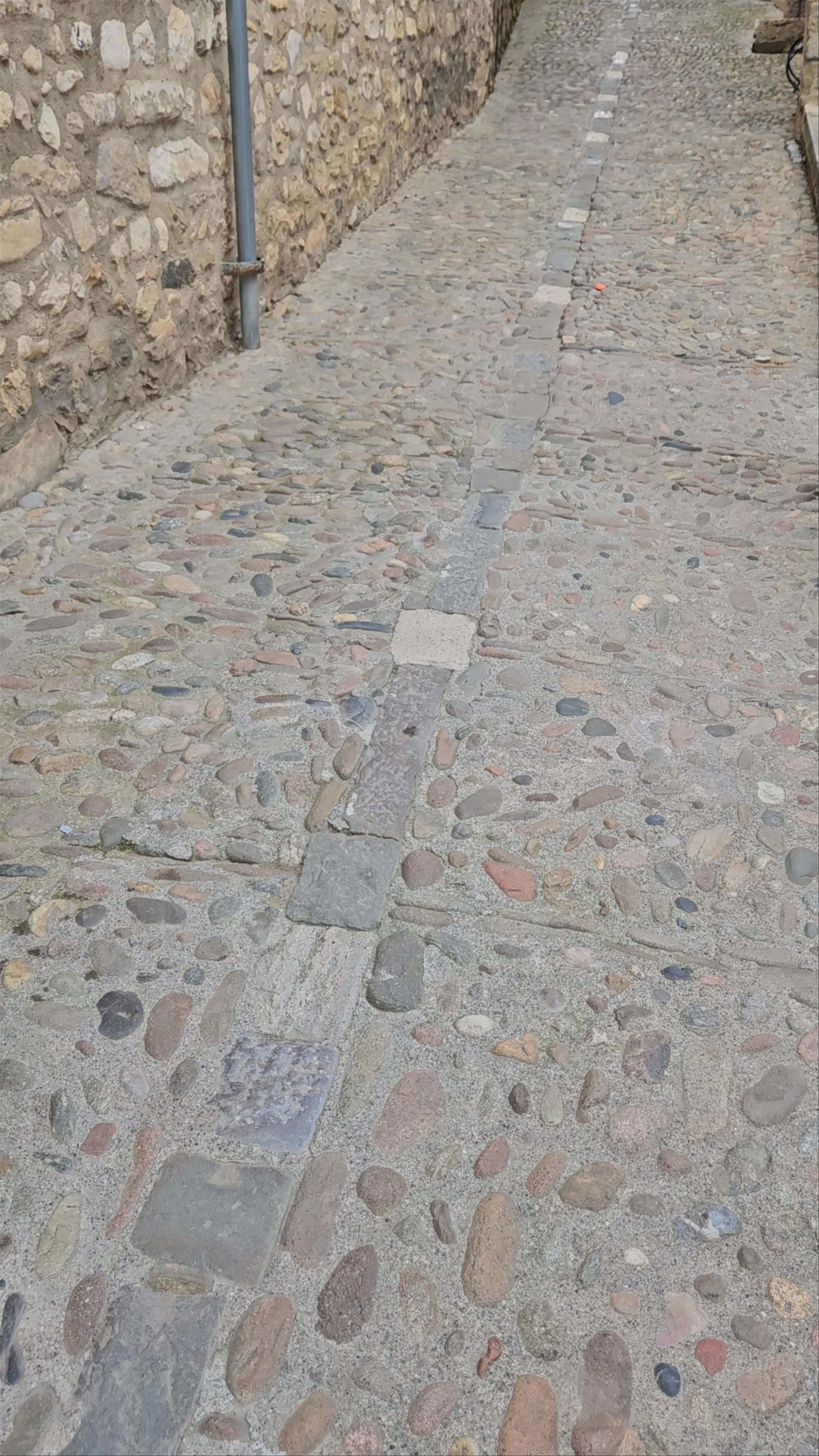 Muralla urbana de Besalú
