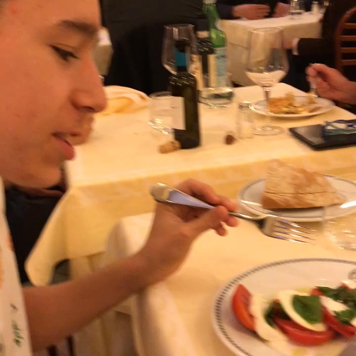 Tullio - Insalata caprese - Wine Bars Near Me - Rome, RM