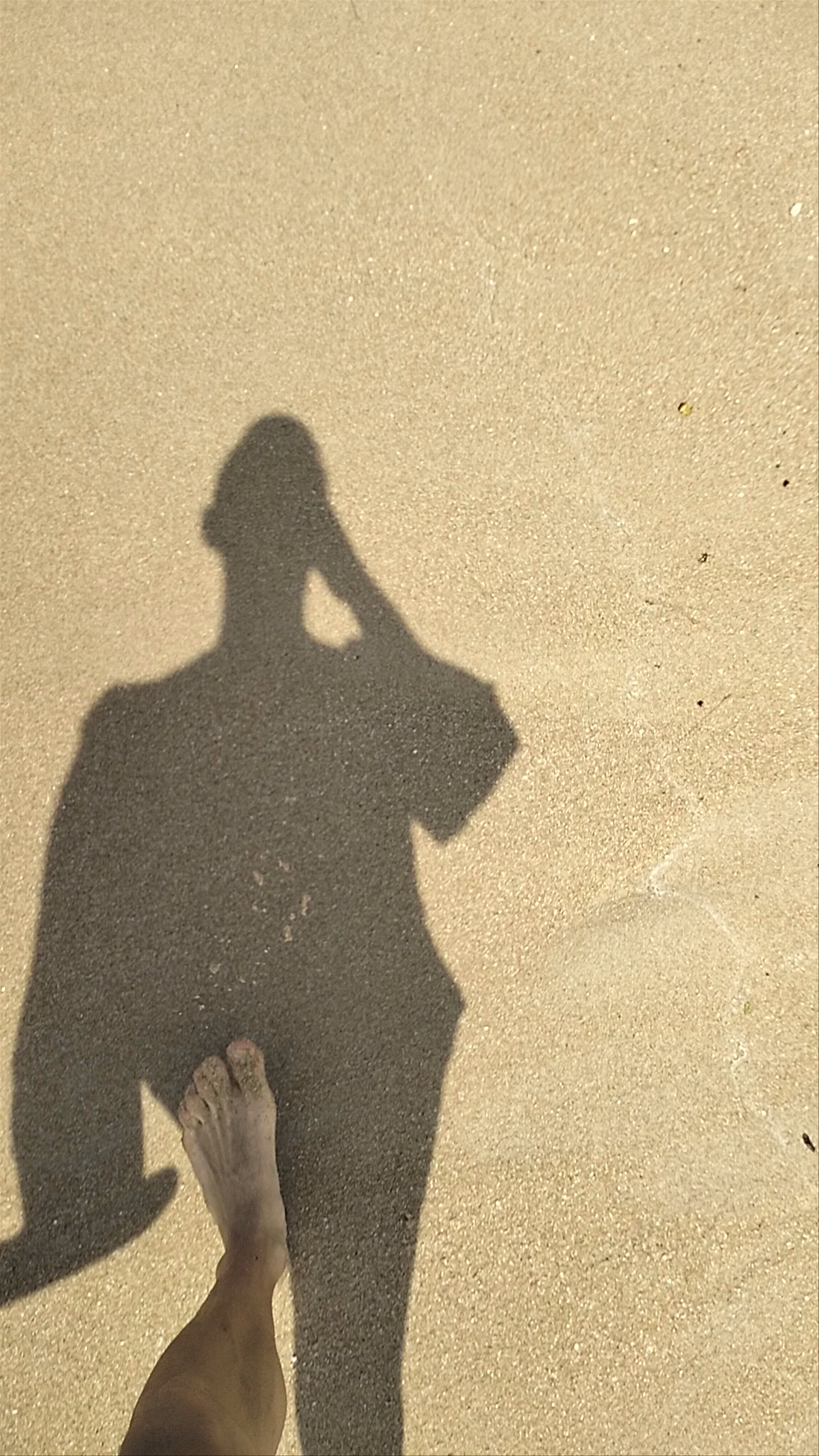 Ko Ma Beach Walkway: A Stunning Sandbar Adventure in Ko Pha-ngan, Thailand