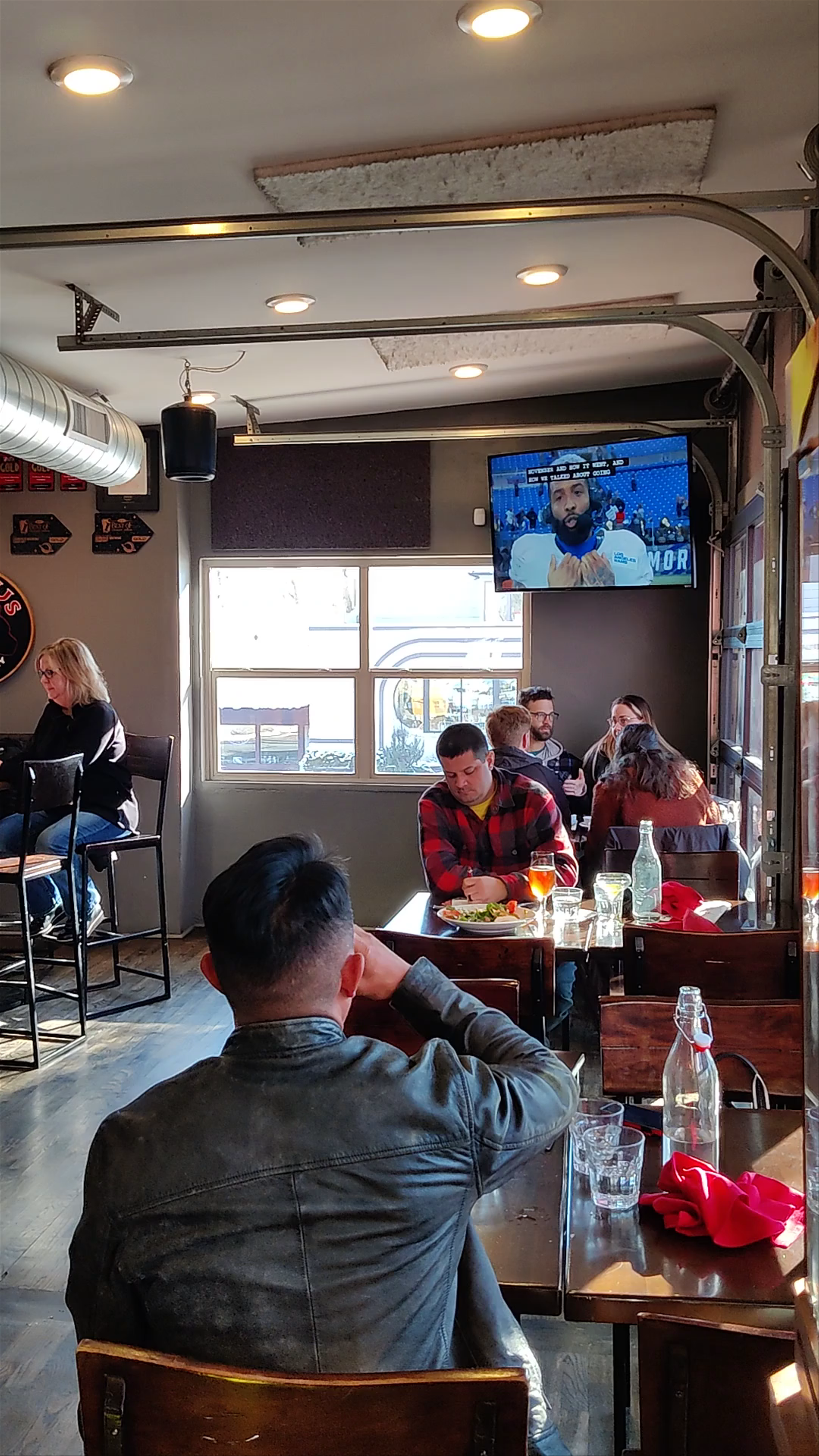 Cerberus Brewing Company: Cozy Craft Beer Experience in Colorado Springs