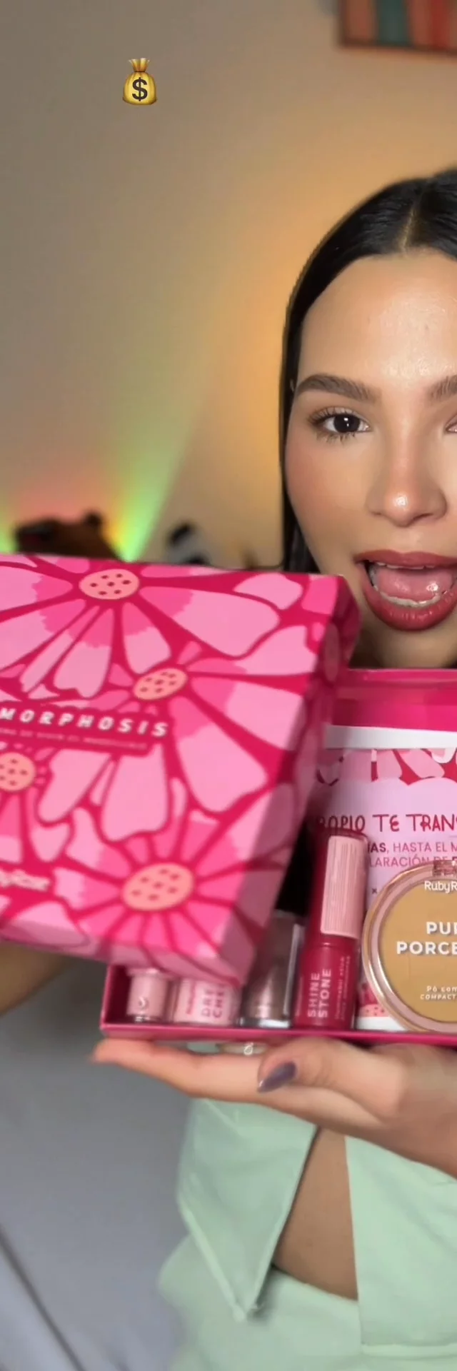 ANUNCIO PUBLICITARIO MAQUILLAJE
