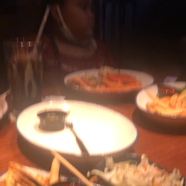 Red Lobster - Our server Super Server Garret showing my 12 year old how to eat crab legs on her own for the 1st time. - American Near Me - Saint Matthews, Kentucky