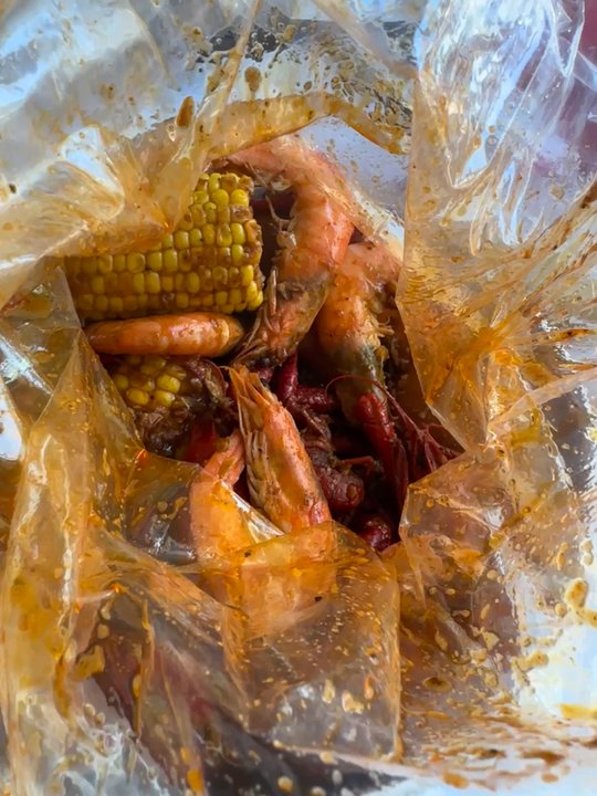 LA Crab Shack - I love that they provided a platter to pour out your seafood boil. It's cleaner and makes the experience and presentation more enjoyable. - Cajun/Creole Near Me - Phoenix, Arizona